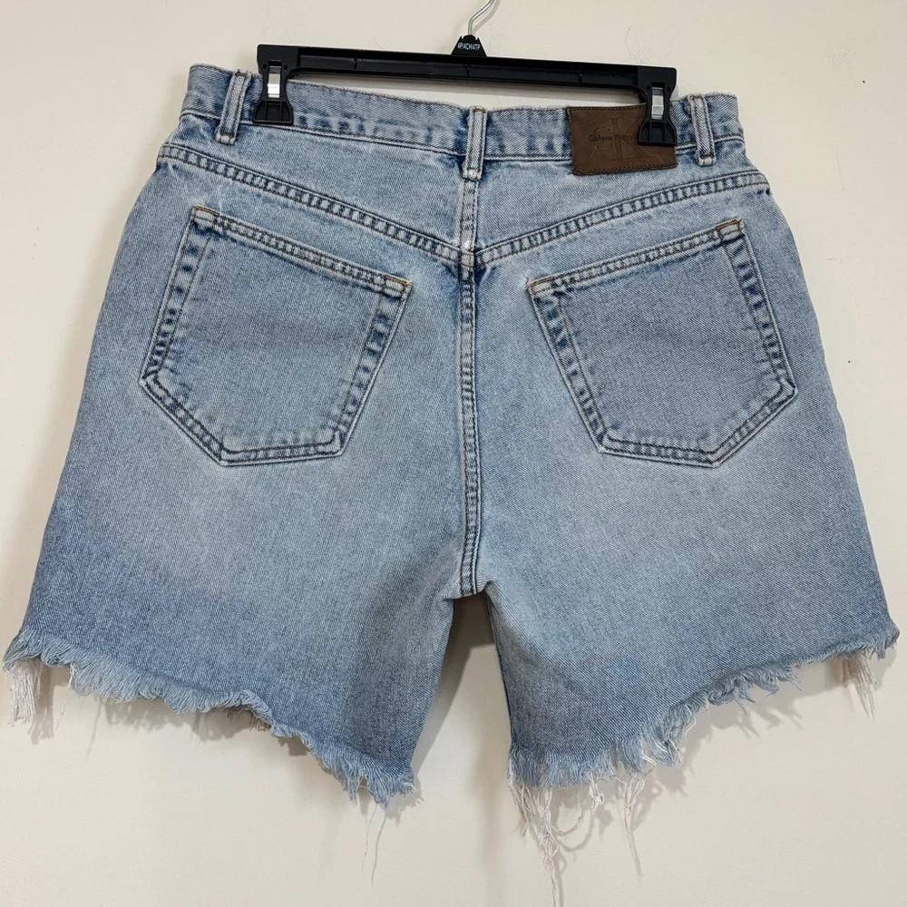 CALVIN KLEIN Vintage USA Western Men's 33 Cut-Off Light Blue Denim Jean Shorts